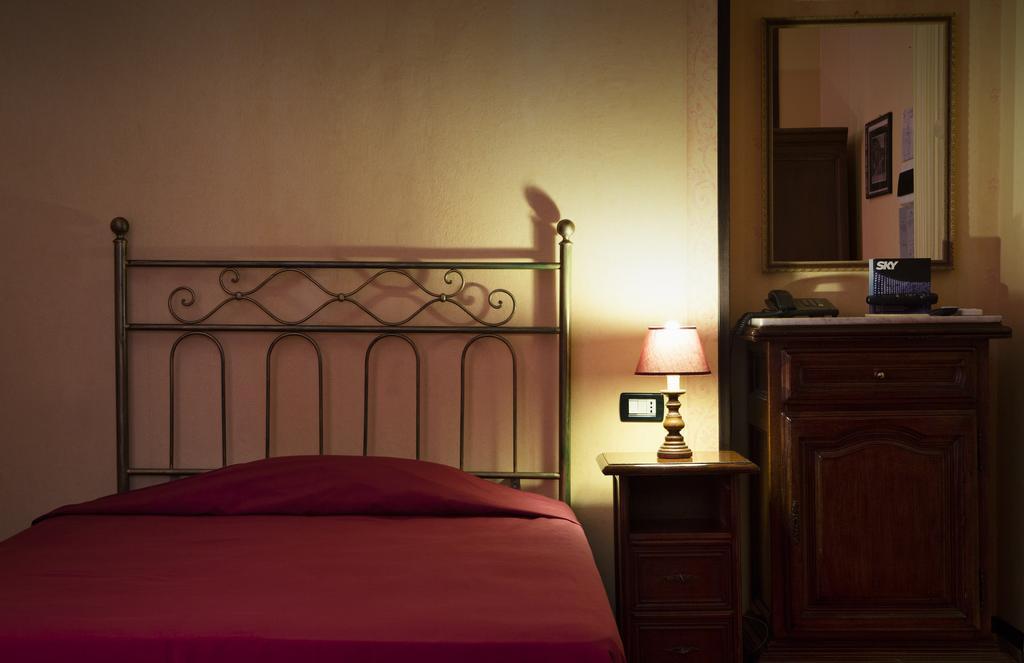 Hotel Villa Esperia Palermo Luaran gambar